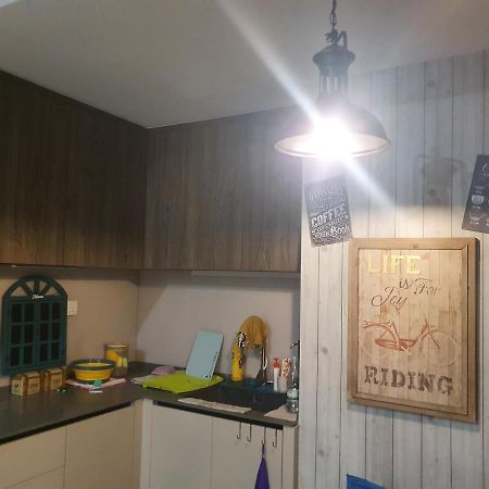 Studio Near Klcc And Lrt With Superb View Kuala Lumpur Luaran gambar