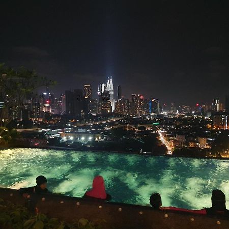 Studio Near Klcc And Lrt With Superb View Kuala Lumpur Luaran gambar