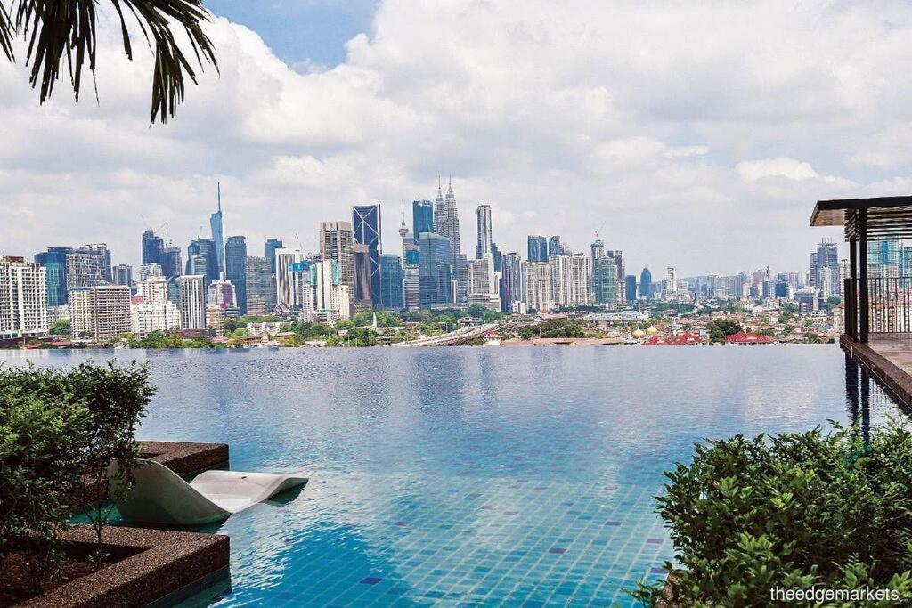 Studio Near Klcc And Lrt With Superb View Kuala Lumpur Luaran gambar