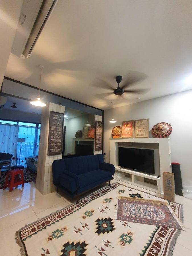 Studio Near Klcc And Lrt With Superb View Kuala Lumpur Luaran gambar